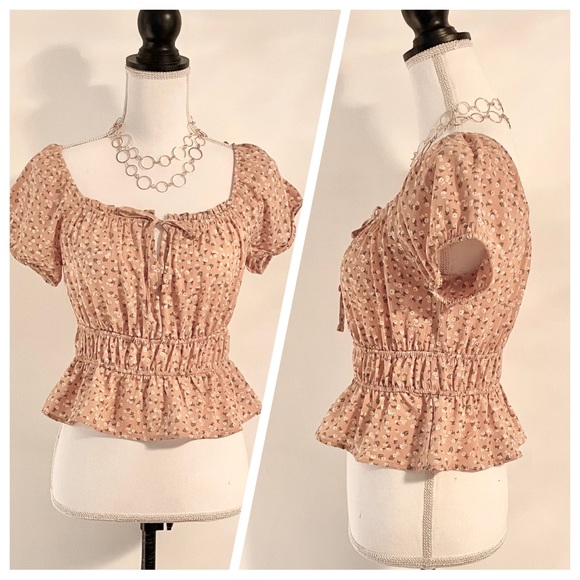 NWT Pink Rose Ditsy Floral Smocked Short Sleeve Blouse - Picture 1 of 8